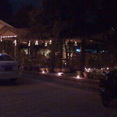 Green Land Motel Bagan Bagian luar foto