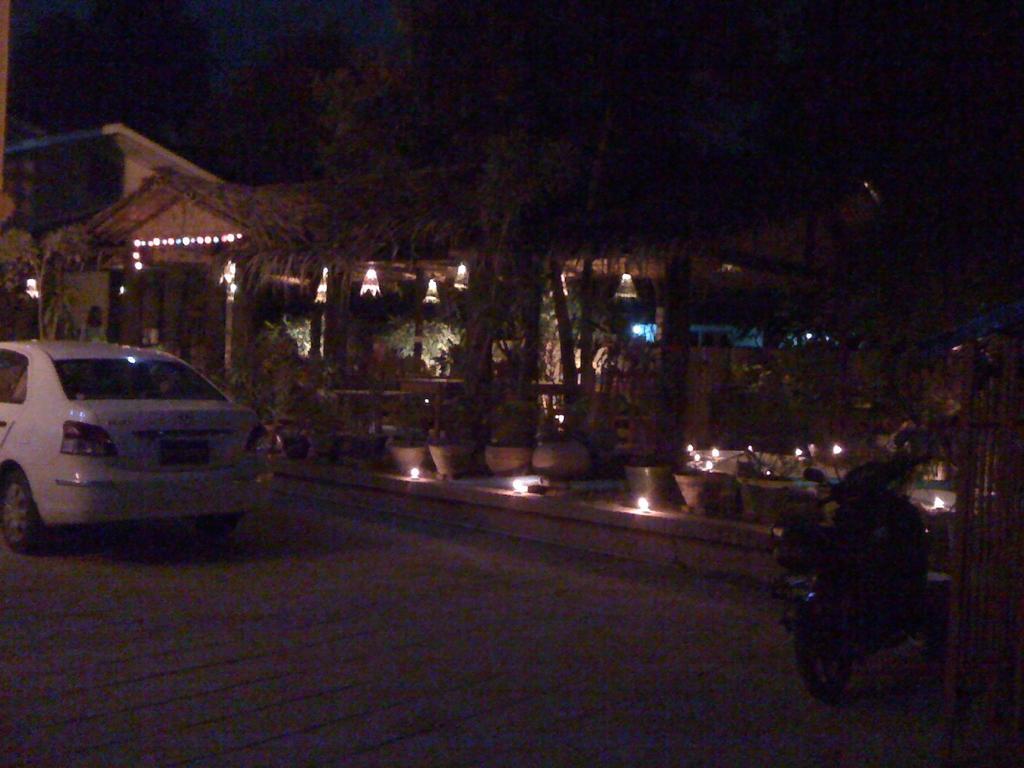 Green Land Motel Bagan Bagian luar foto